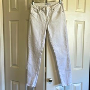 Like new JUST BLACK, white  Classic skinny STRETCH denim JEAN IN SZ 27